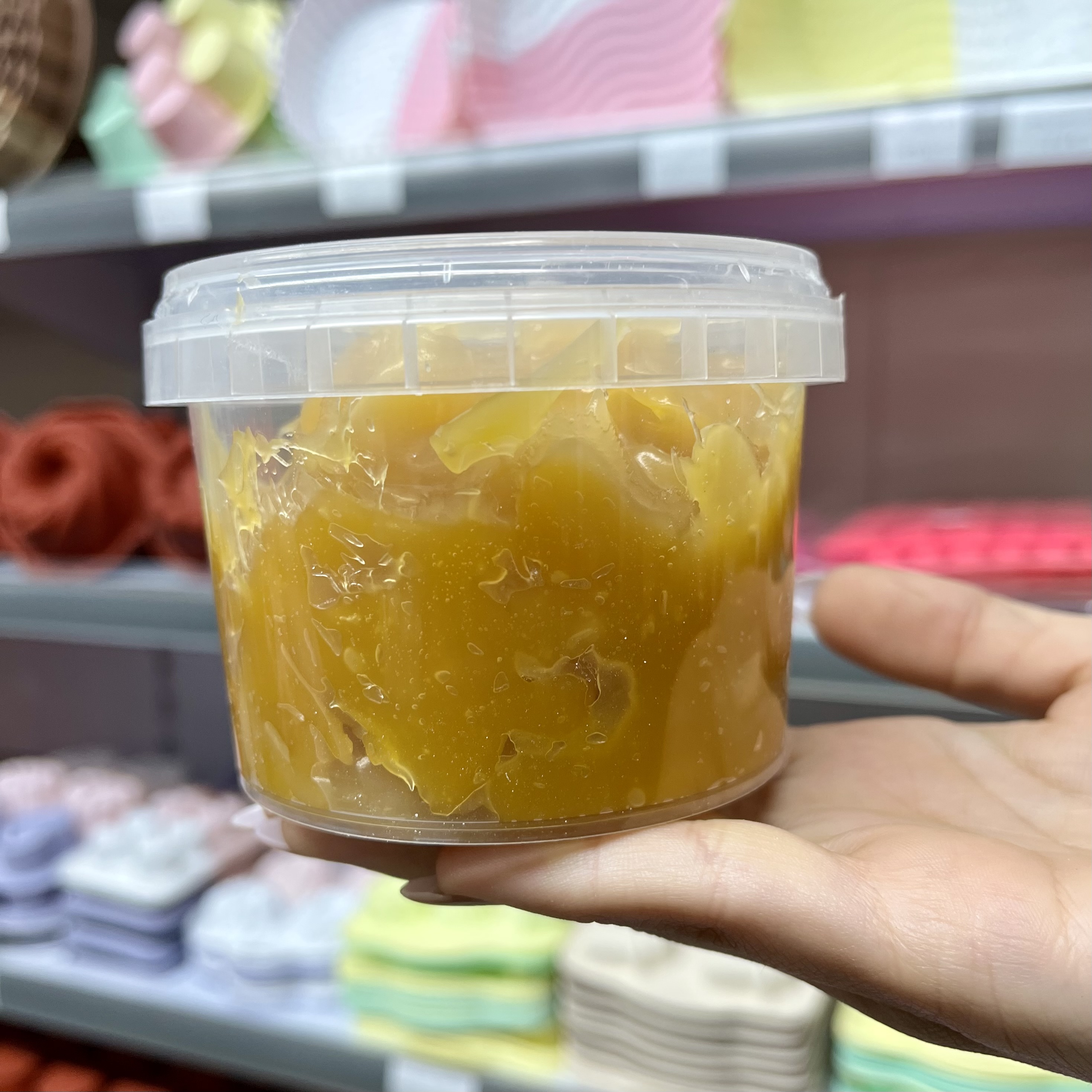 کرمفیل کلاسیک کارامل برند گلنان پوراتوس
